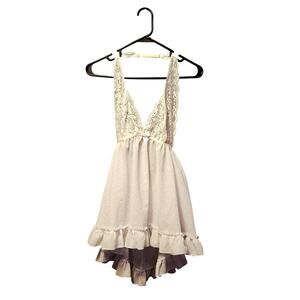 Shirley of Hollywood white Babydoll chemise with thong NWT size medium